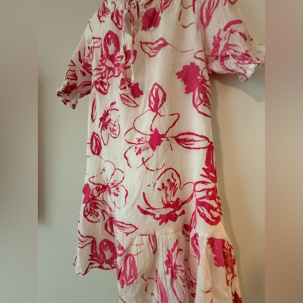 Kindred White Pink Floral Shift Dress Ruffle Neck Short Sleeve Drop Waist🩷 - Picture 10 of 12